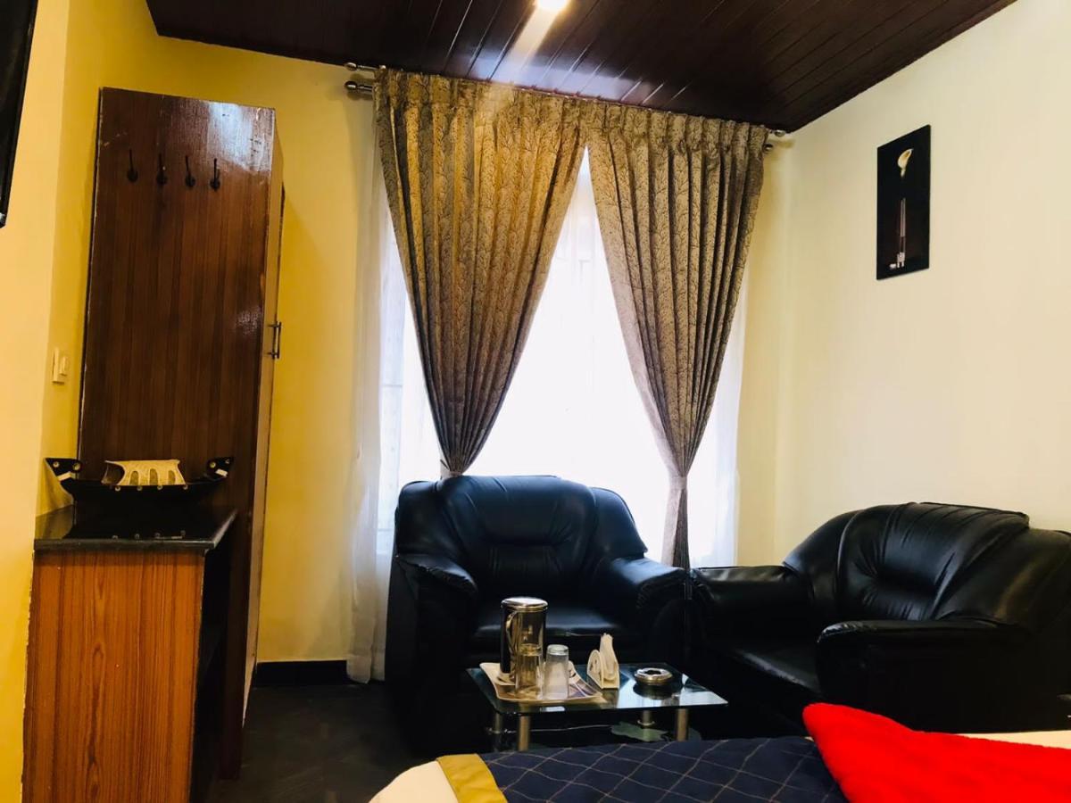 Hotel Mystique Inn Ooty Ngoại thất bức ảnh