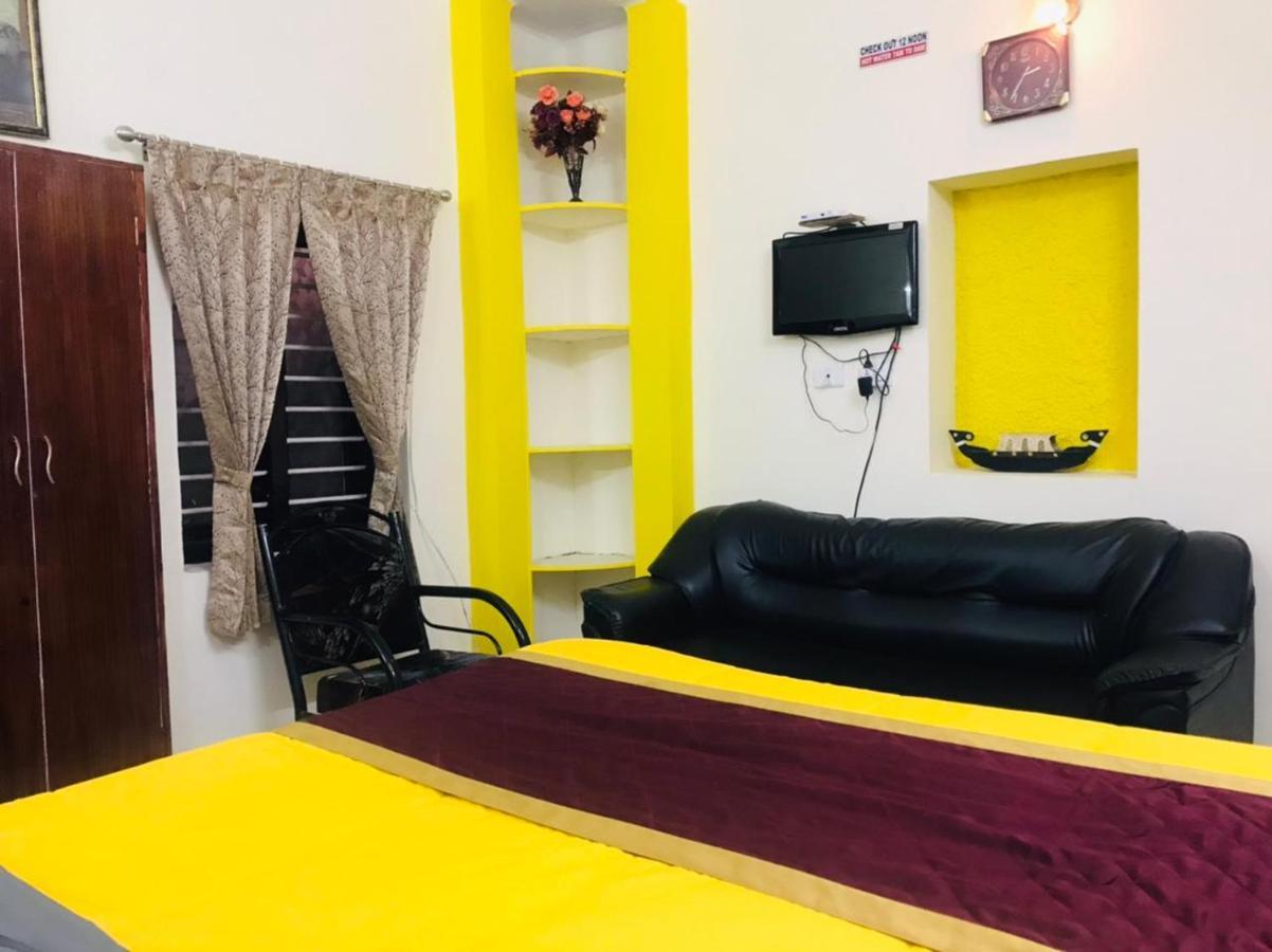 Hotel Mystique Inn Ooty Ngoại thất bức ảnh